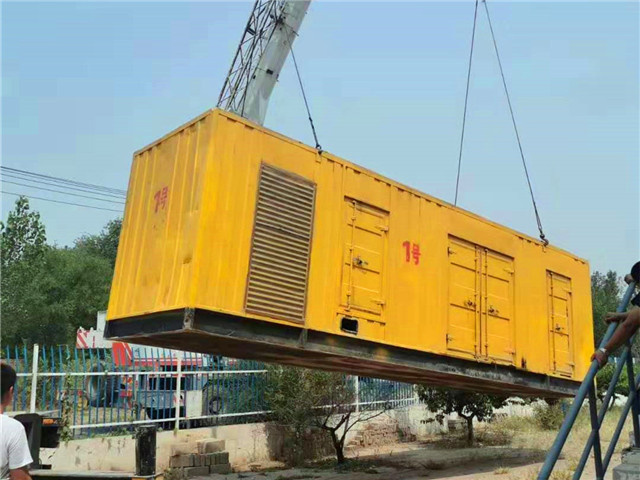 大成镇300KW柴油发电机组油耗是多少?